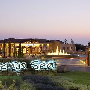 Anthemus Sea Beach Hotel And Spa Халкидики Exterior photo